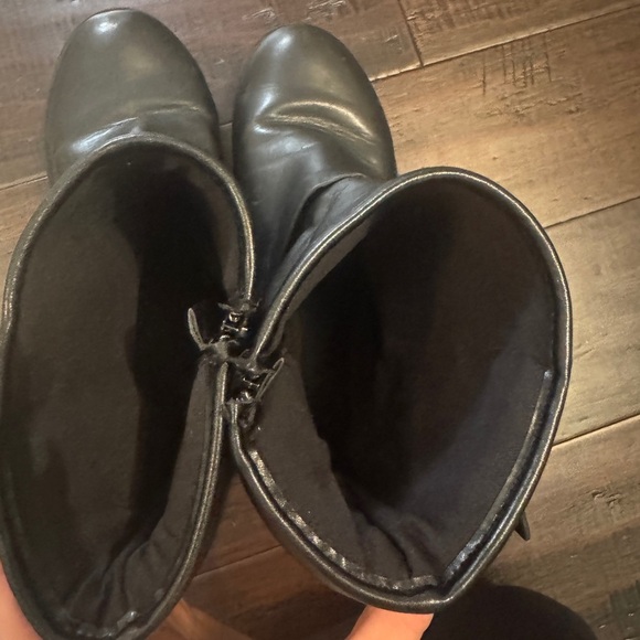 Black moto lugsole chunky MIA combat faux leather boots ankle buckle booties - Picture 2 of 10